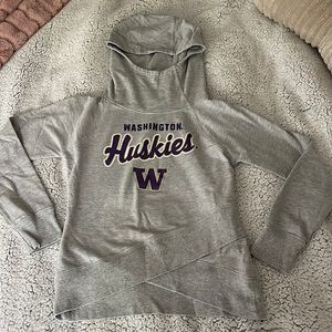 Girls University of Washington Huskies Logo Pullover Hoodie Sweatshirt.